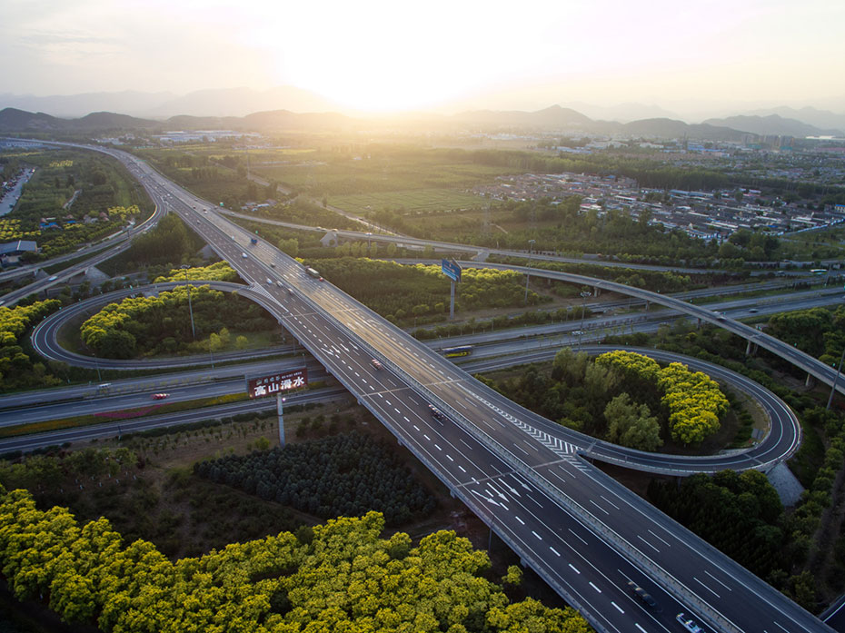 5、高速公路.jpg